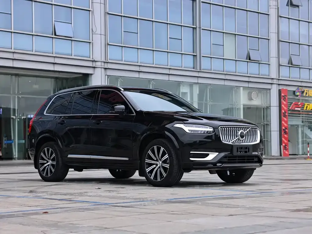Volvo XC90 — фото 3