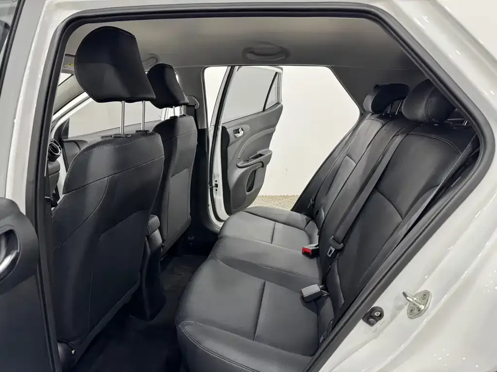 Kia KX1 2022 из CN, фото 3