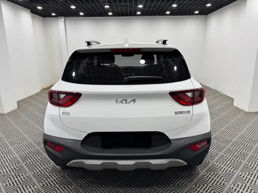 Kia KX1 2022 из CN, фото 8