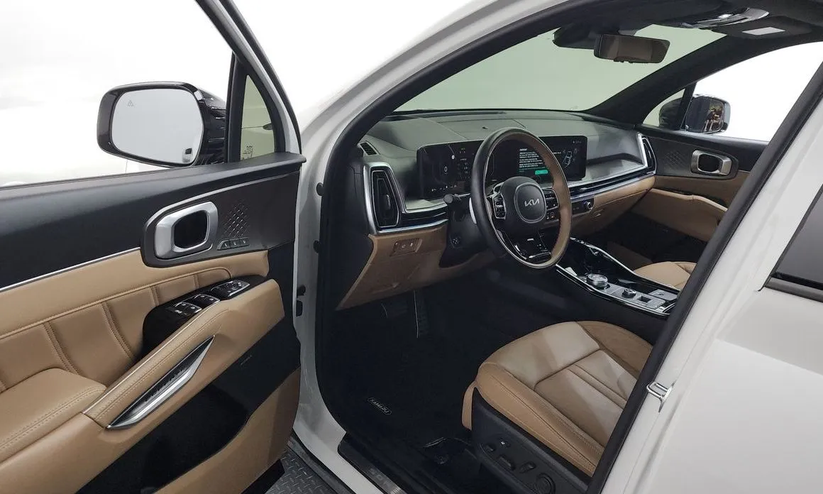 Kia Sorento — фото 6