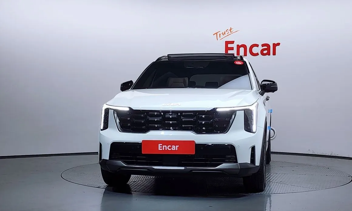Kia Sorento — фото 7