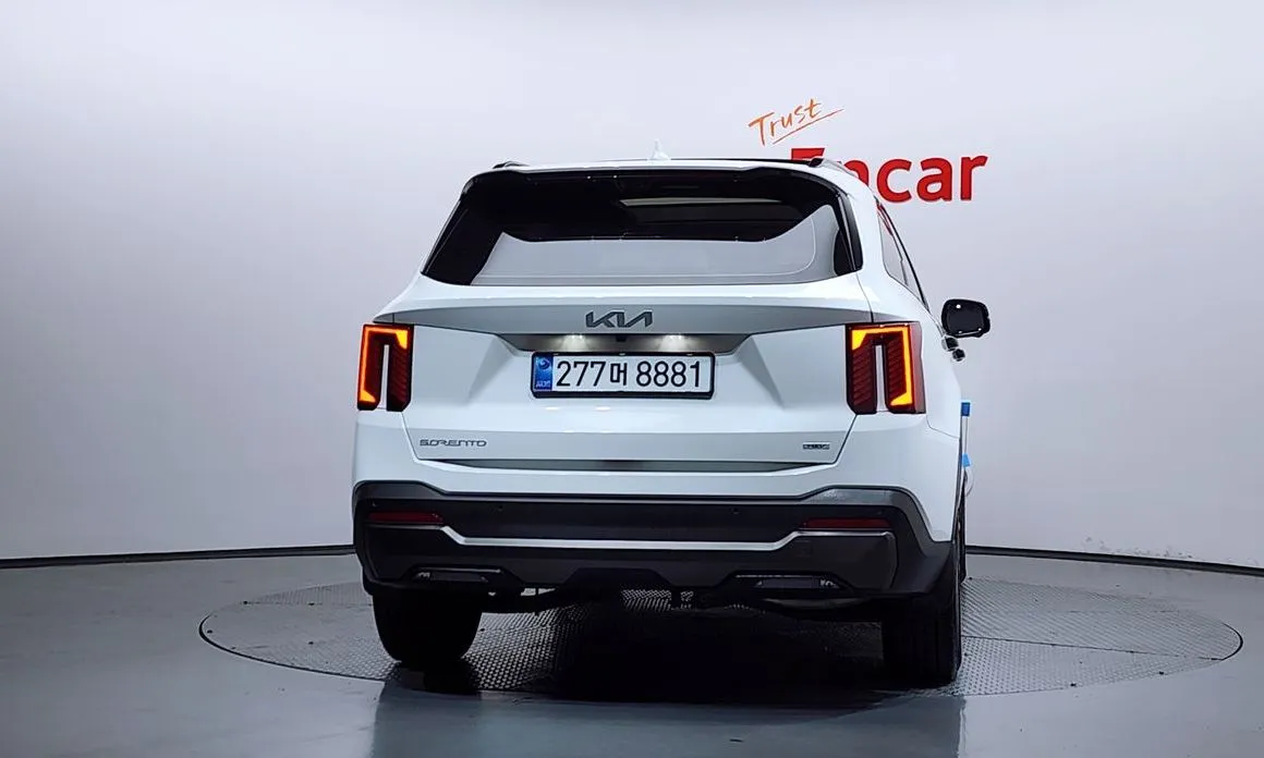 Kia Sorento — фото 4
