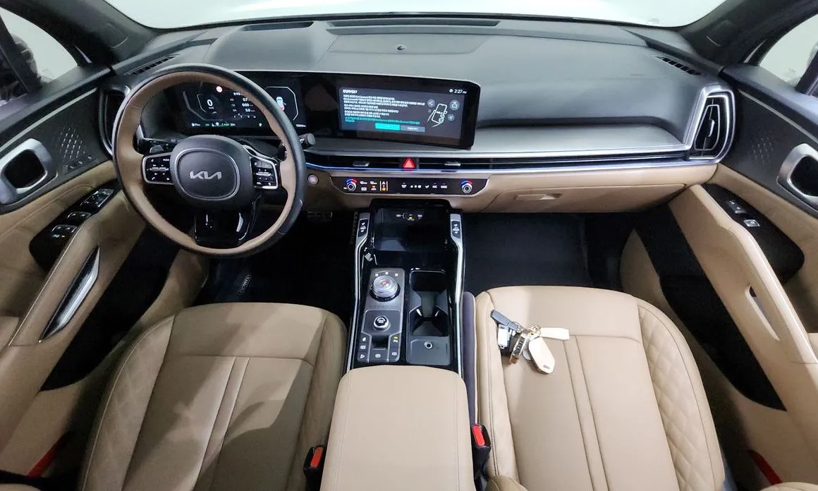 Kia Sorento — фото 8