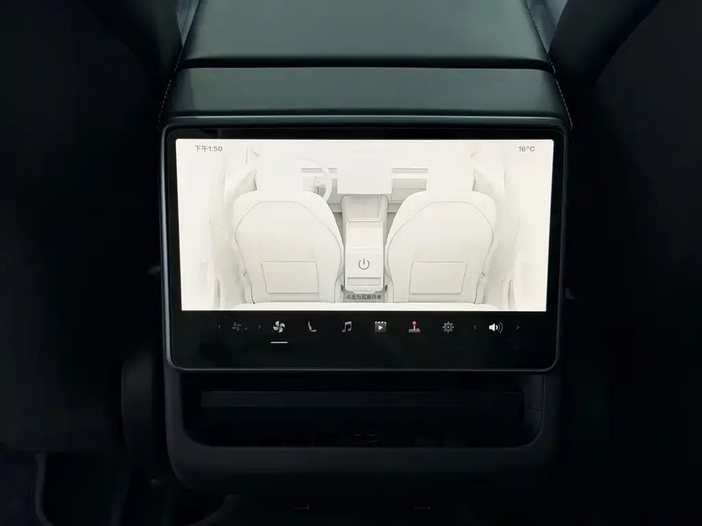 Tesla Model 3 — фото 4