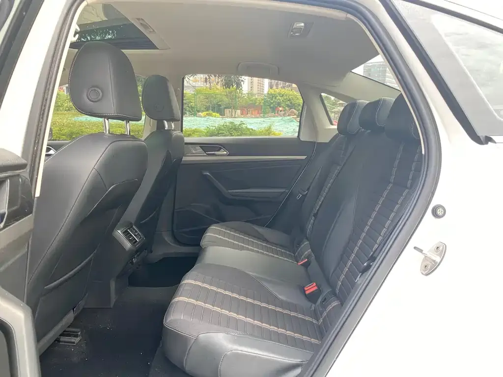 Volkswagen Lavida 2022 из CN, фото 4