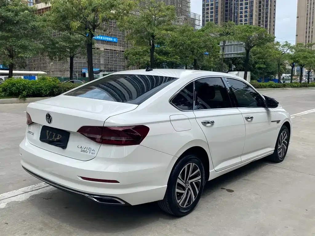 Volkswagen Lavida 2022 из CN, фото 6