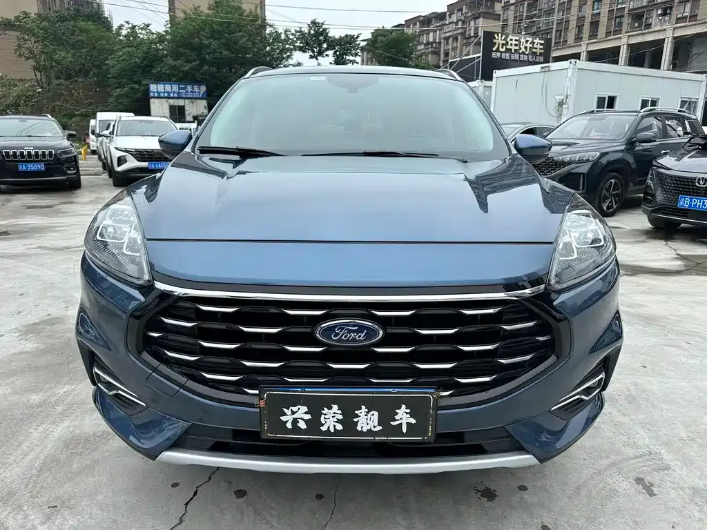 Ford Escape 2023 из CN, фото 10