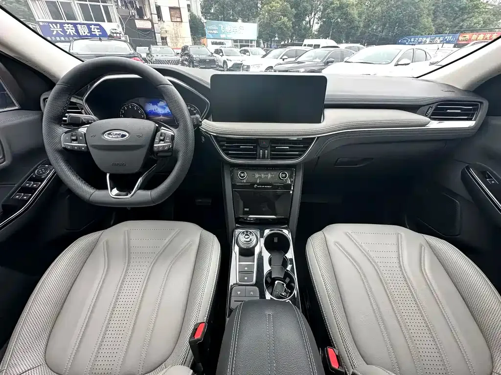 Ford Escape 2023 из CN, фото 7