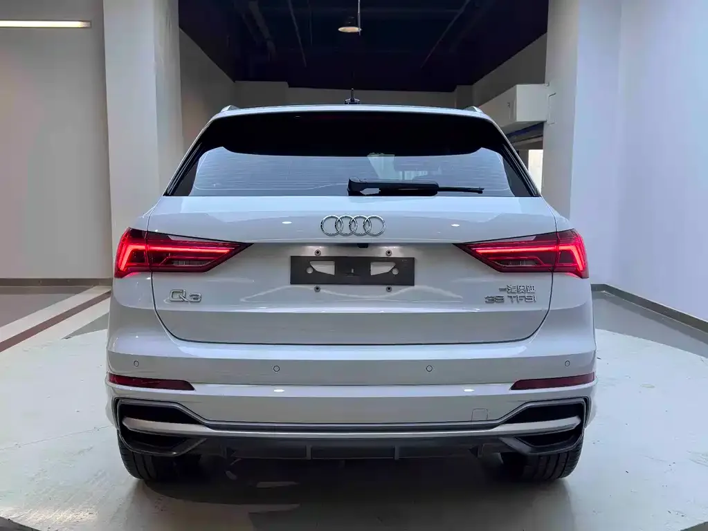 Audi Q3 — фото 7