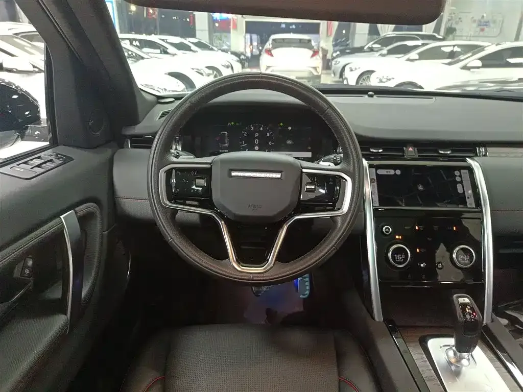 Land Rover Discovery Sport — фото 10