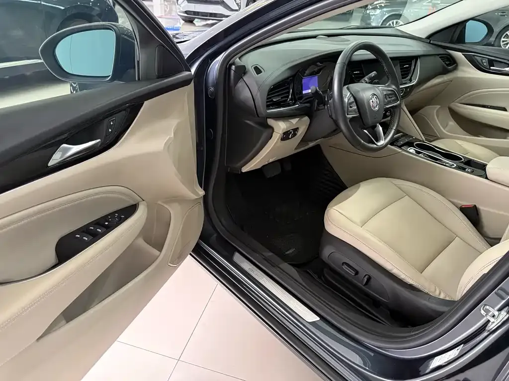 Buick Regal — фото 8