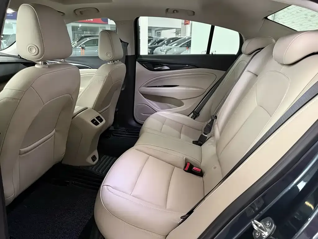 Buick Regal — фото 2