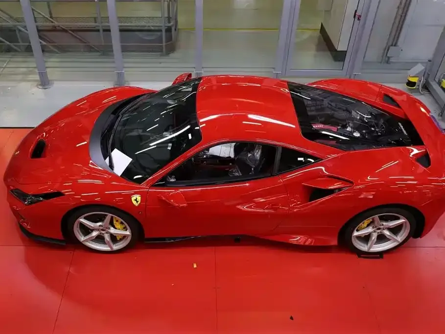 Ferrari F8 — фото 6