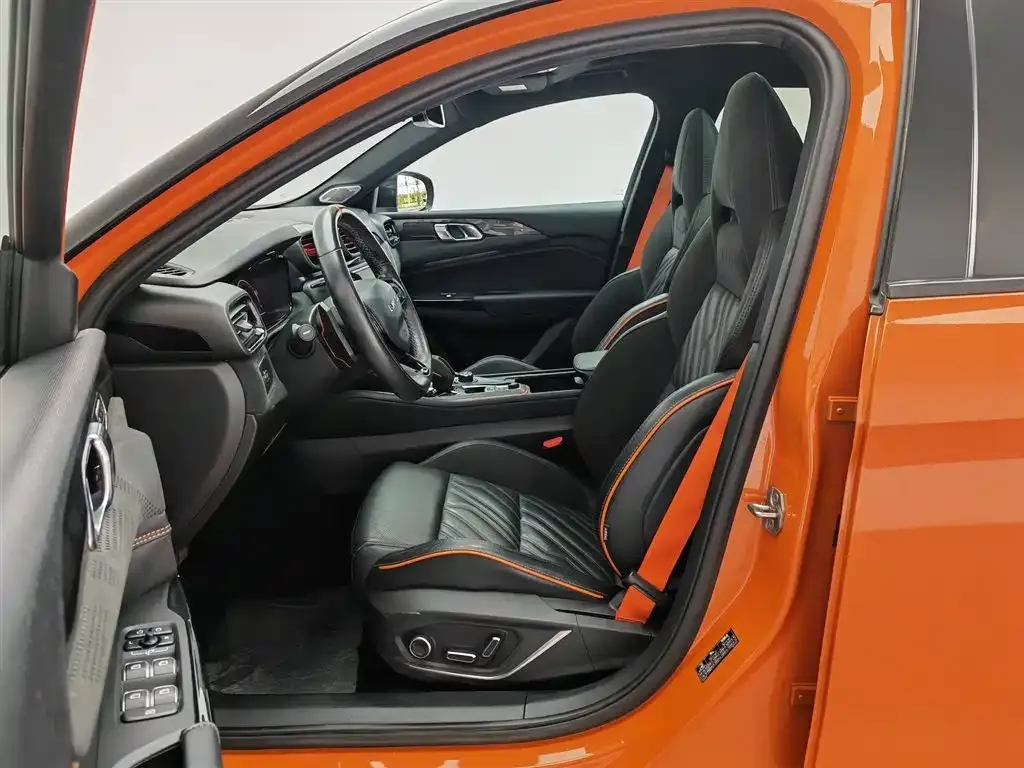 Lynk & Co 02 Hatchback 2022 из CN, фото 9