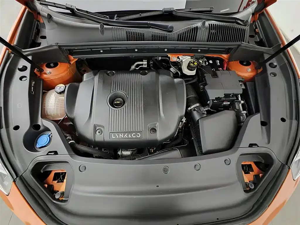 Lynk & Co 02 Hatchback 2022 из CN, фото 7