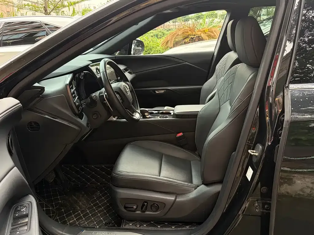 Lexus RX 2024 из CN, фото 4