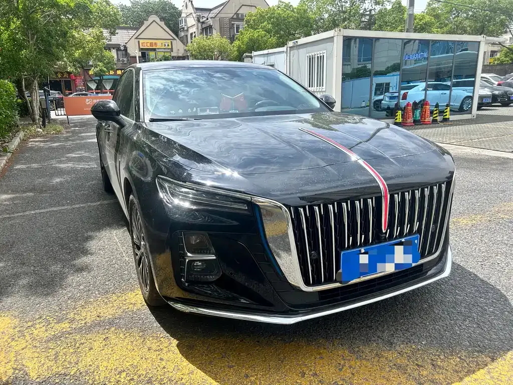Hongqi H5 — фото 6
