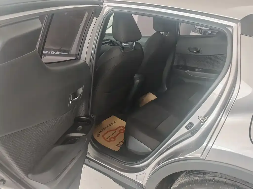 Toyota IZOA 2021 из CN, фото 4