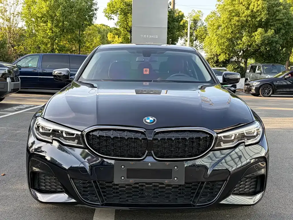 BMW 3 Series 2022 из CN, фото 3