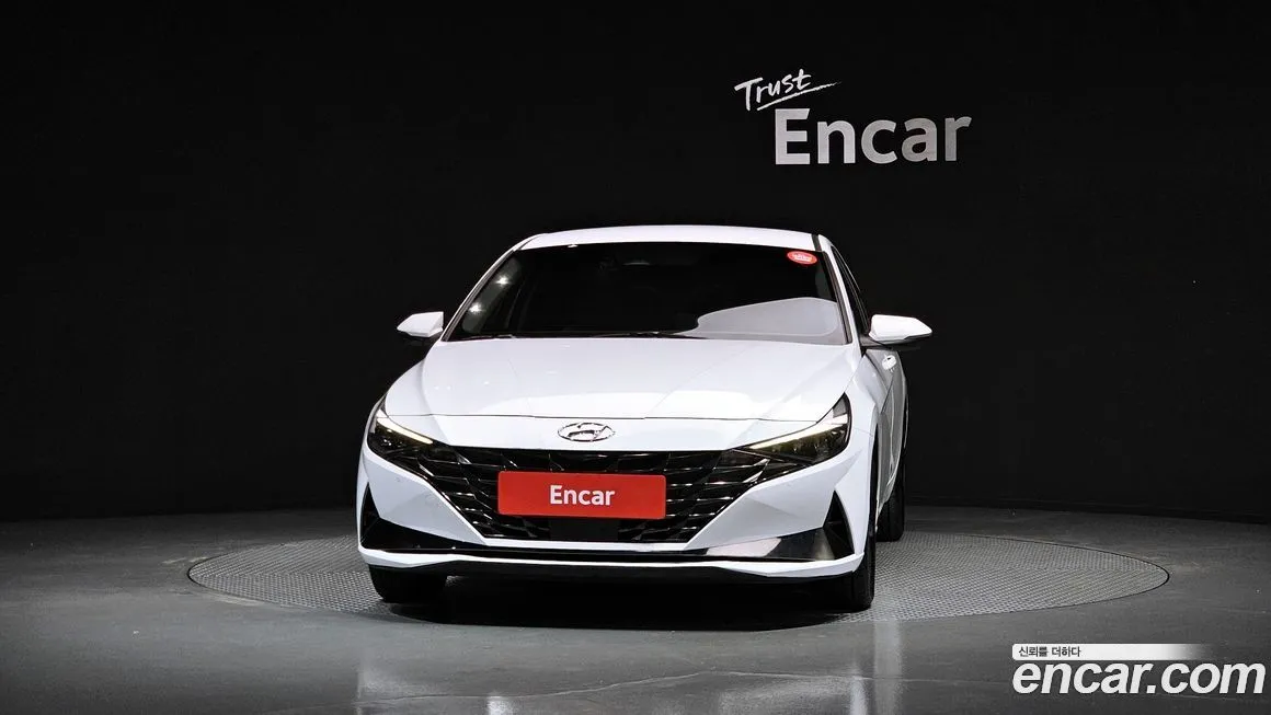 Hyundai AVANTE — фото 3