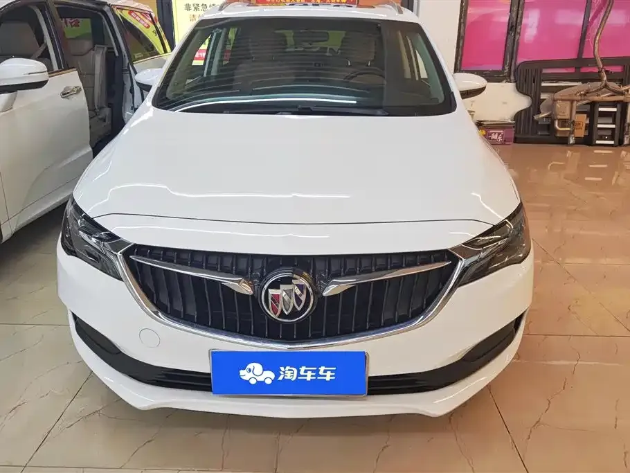Buick GL6 2022 из CN, фото 10