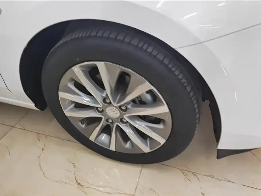 Buick GL6 2022 из CN, фото 6