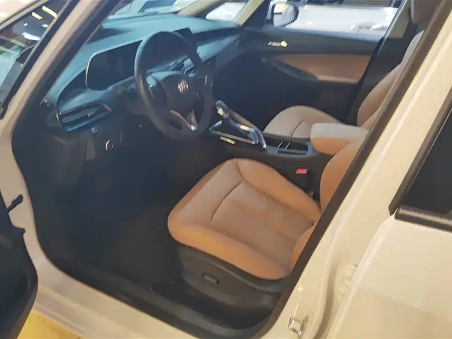 Buick GL6 2022 из CN, фото 9