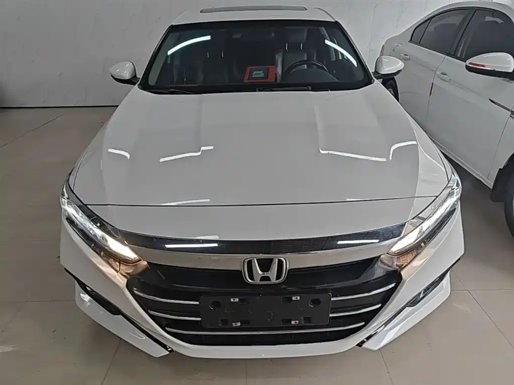 Honda Accord — фото 2