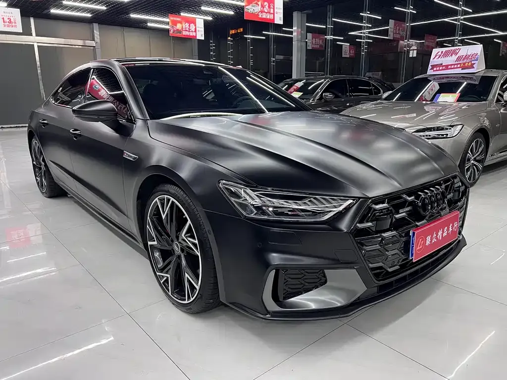 Audi A7L — фото 5
