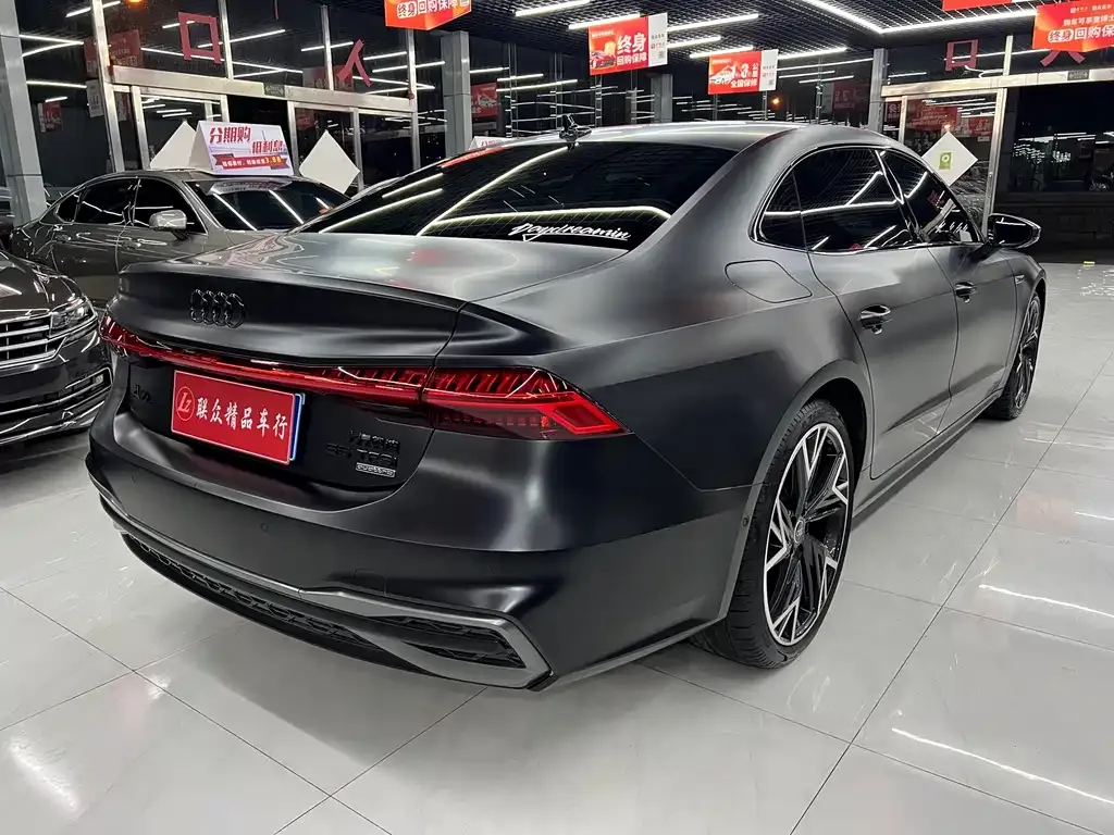 Audi A7L — фото 2