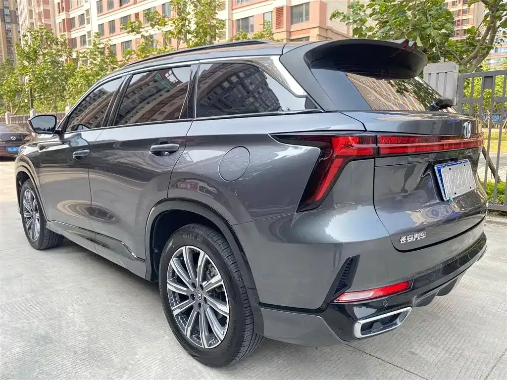 Changan CS75PLUS — фото 8
