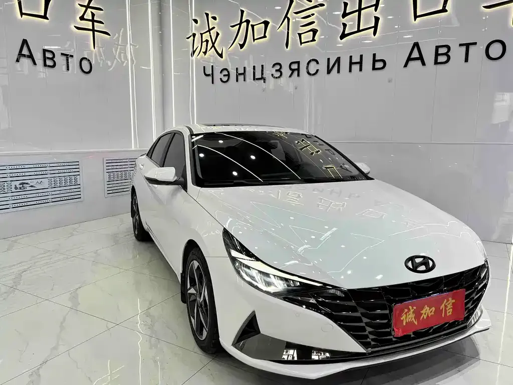 Hyundai Elantra — фото 9