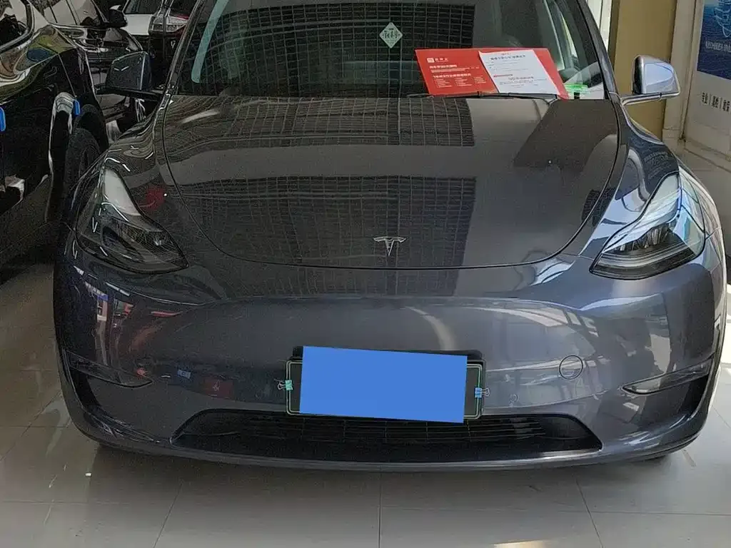 Tesla Model Y — фото 6