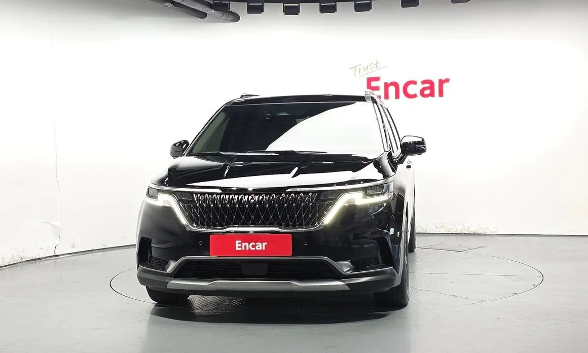 Kia Carnival 2023 из KR, фото 2
