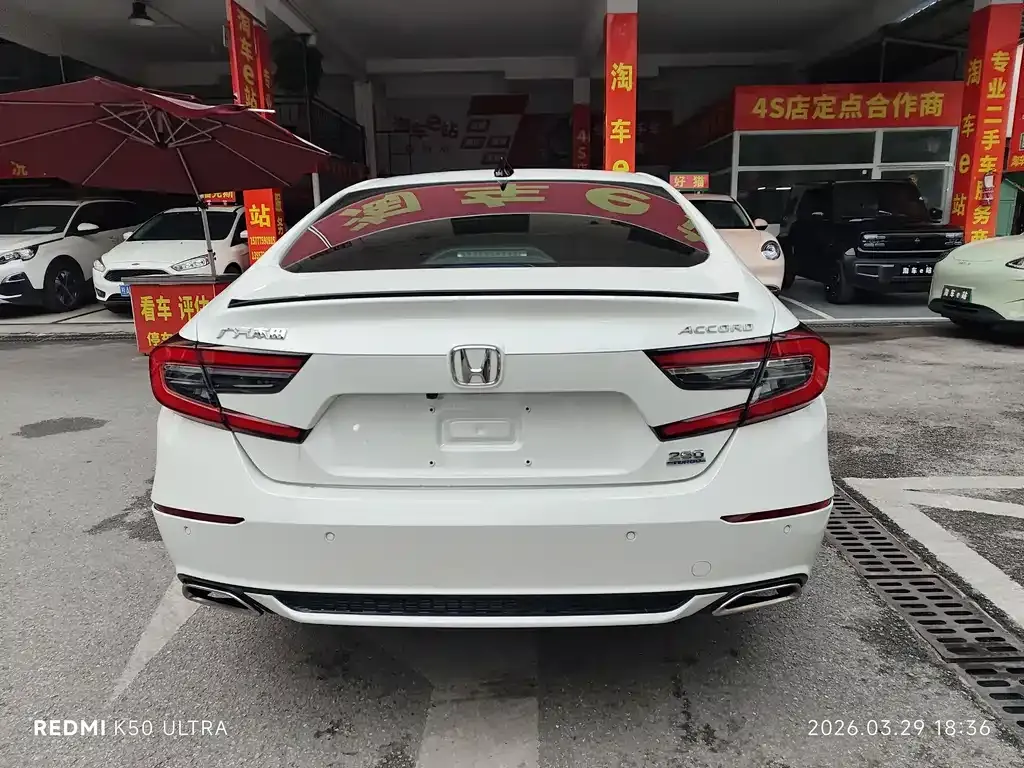 Honda Accord — фото 9