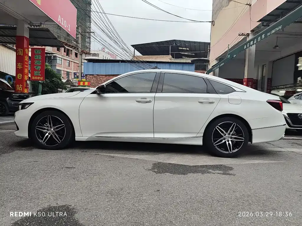 Honda Accord — фото 2