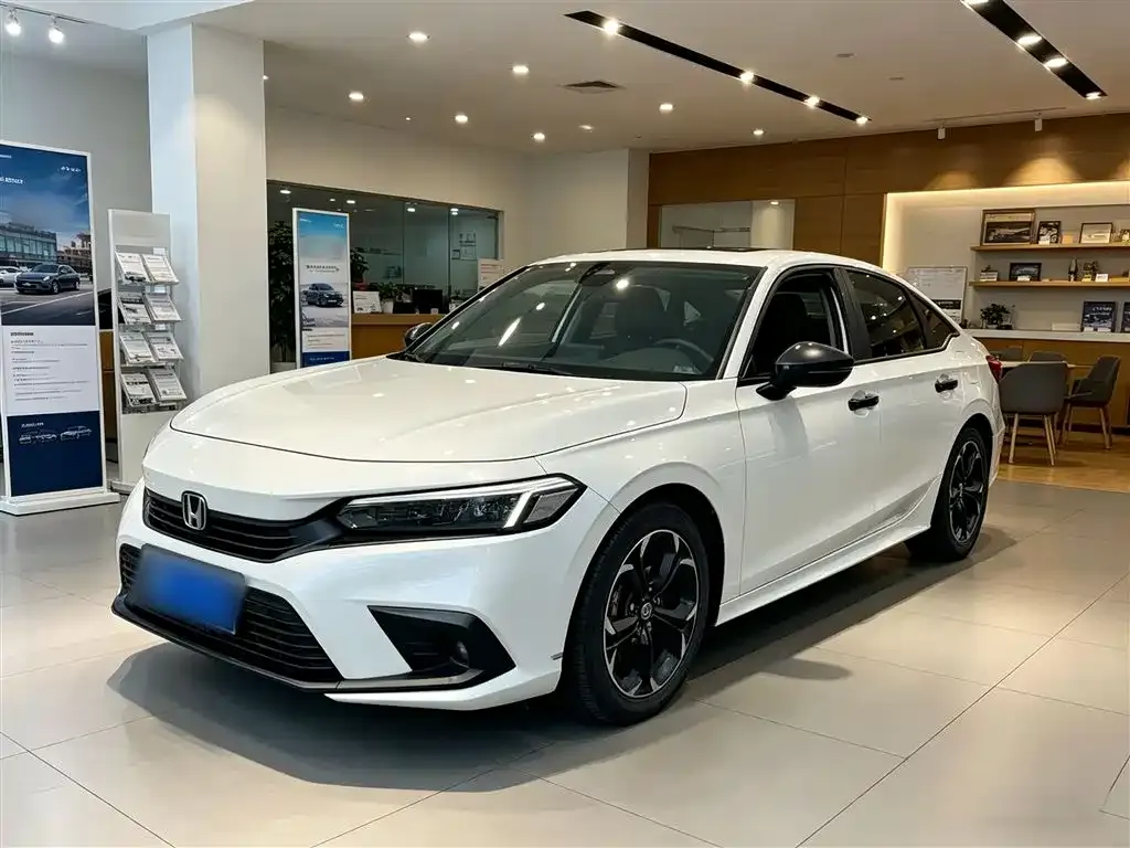 Honda Civic — фото 1