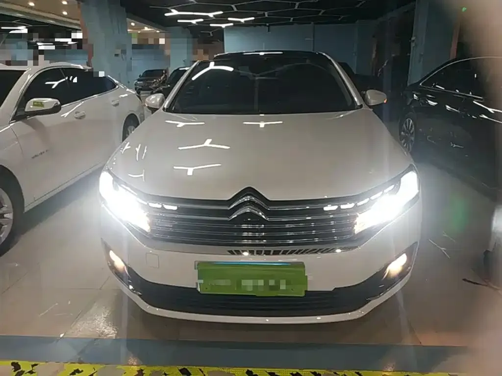 Citroen C6 2021 из CN, фото 3