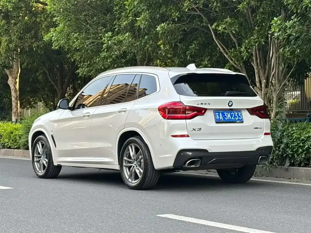 BMW X3 — фото 9
