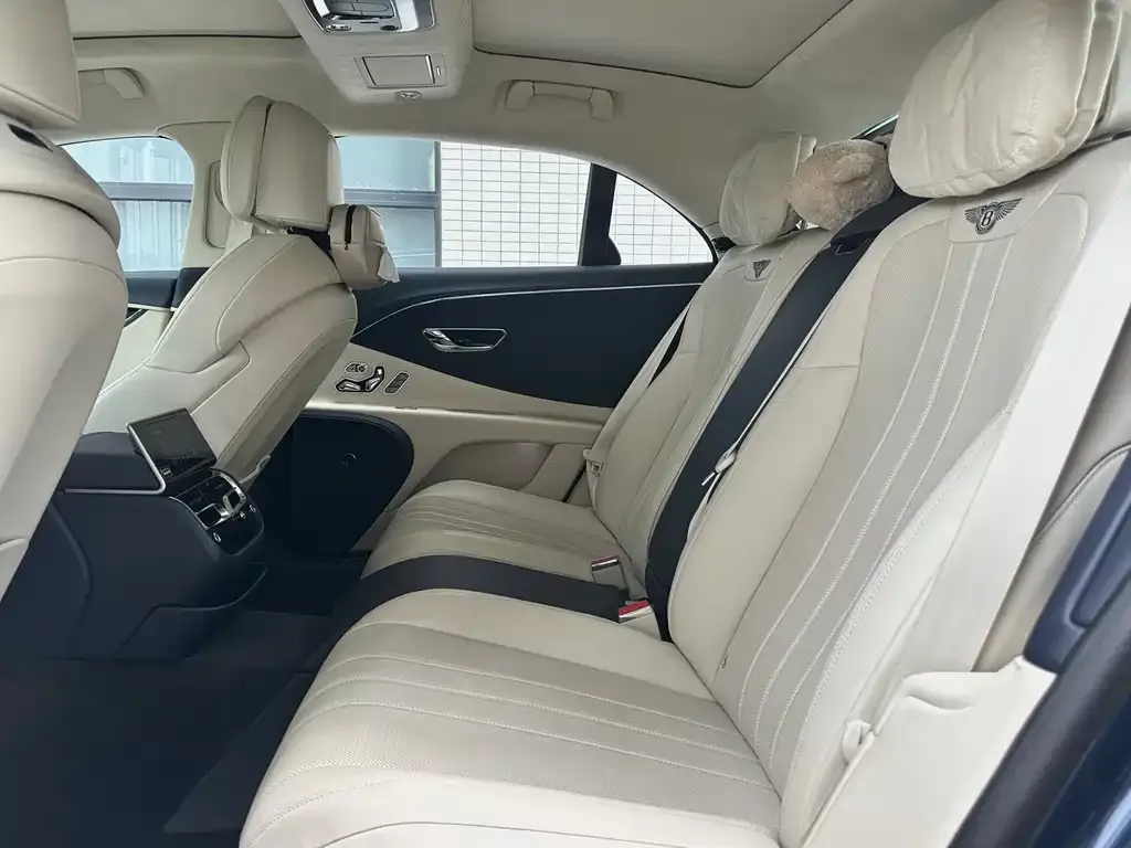 Bentley Flying Spur 2021 из CN, фото 2
