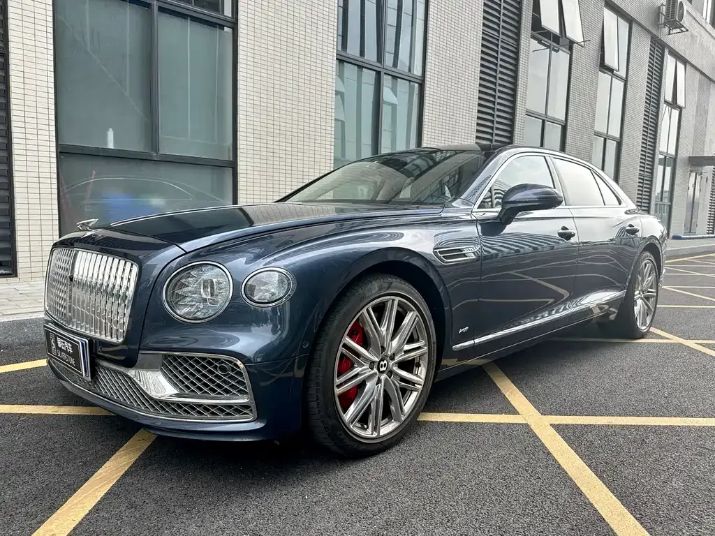 Bentley Flying Spur 2021 из CN, фото 10