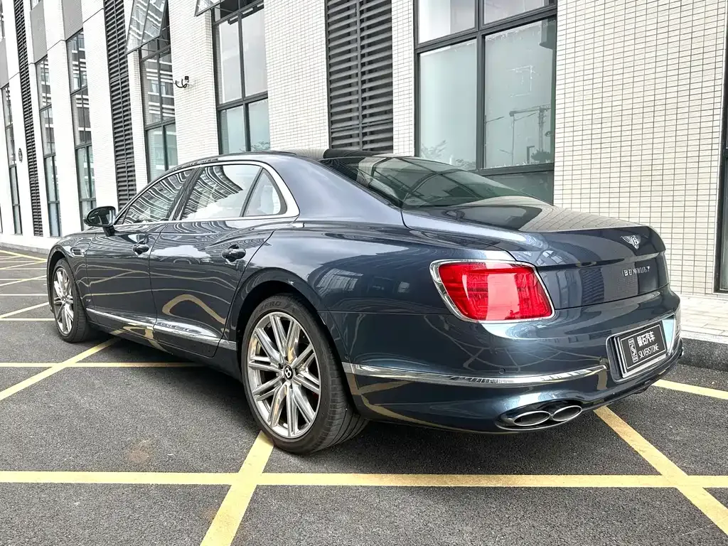 Bentley Flying Spur 2021 из CN, фото 7