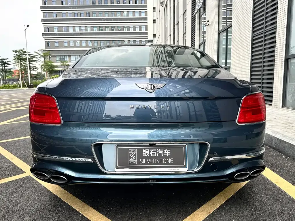 Bentley Flying Spur 2021 из CN, фото 8