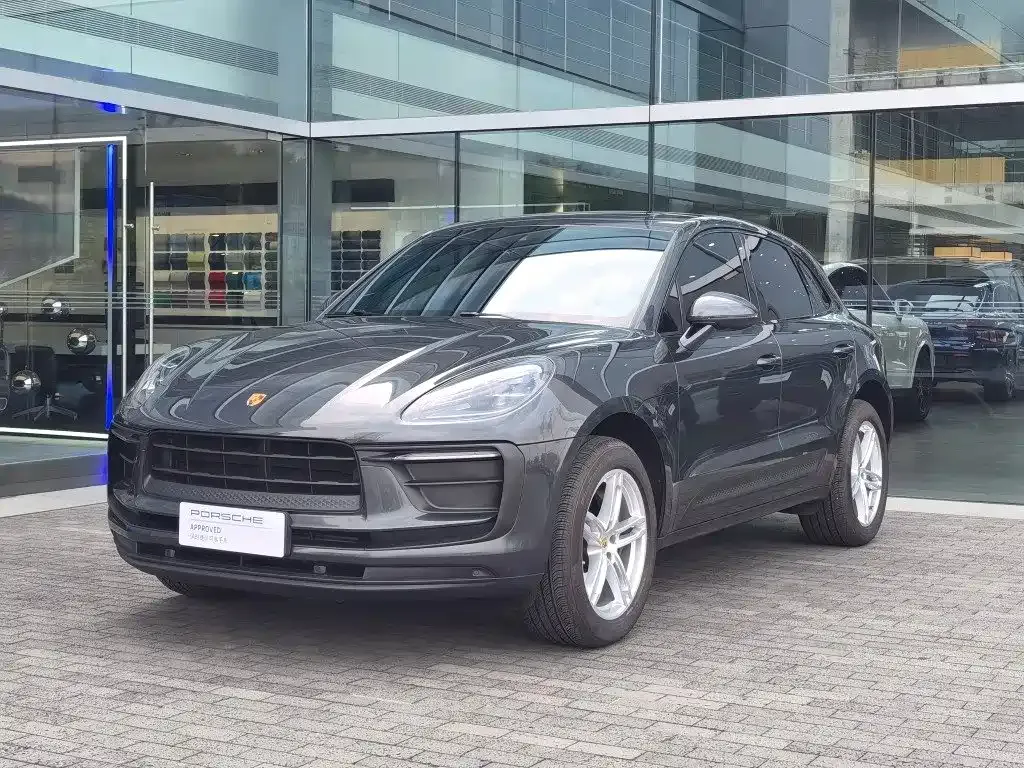Porsche Macan — фото 1
