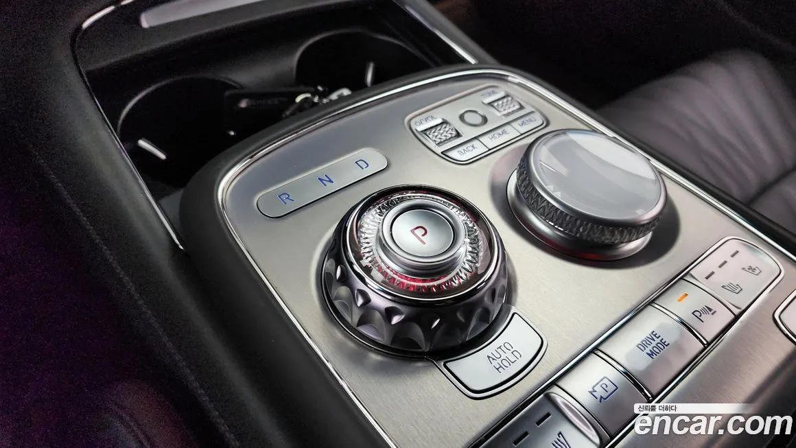 Genesis G90 — фото 10