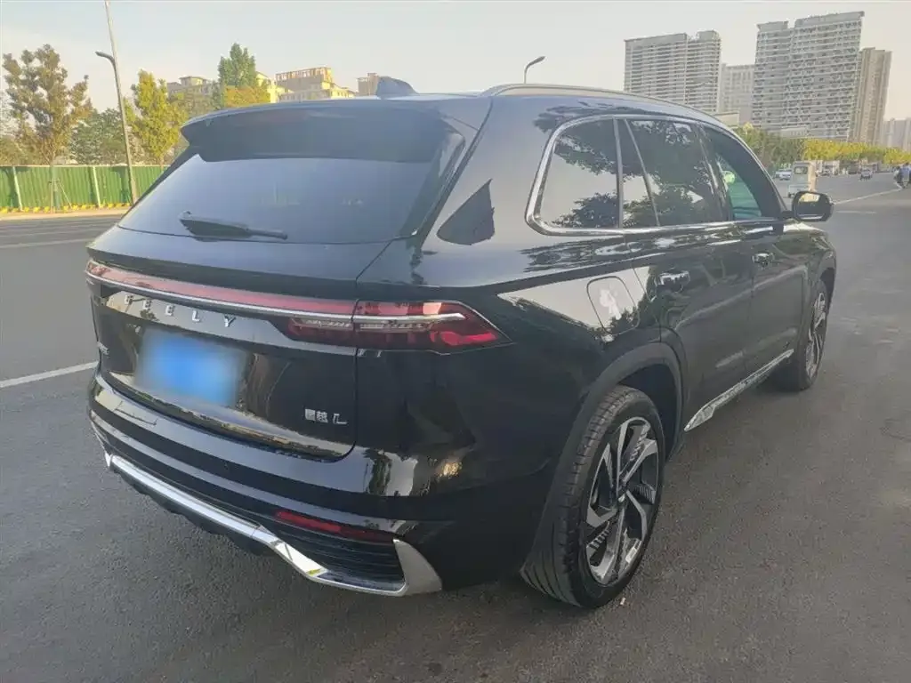 Geely Xingyue L — фото 10