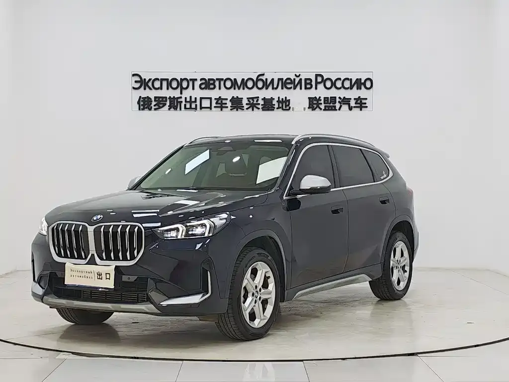 BMW X1 — фото 1