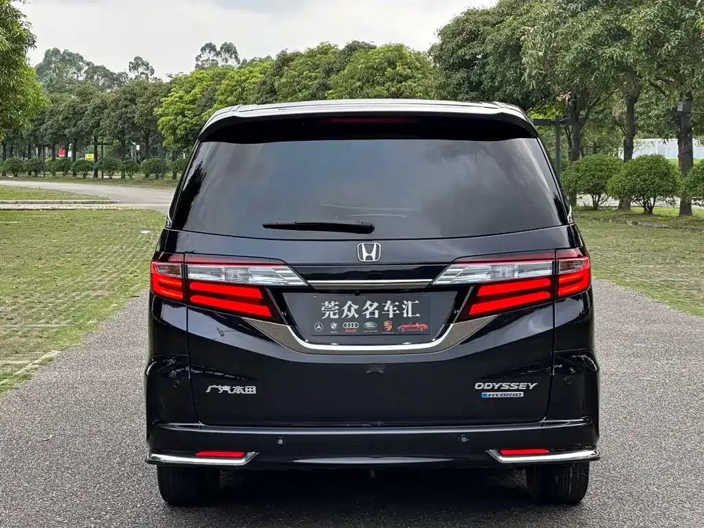 Honda Odyssey — фото 4