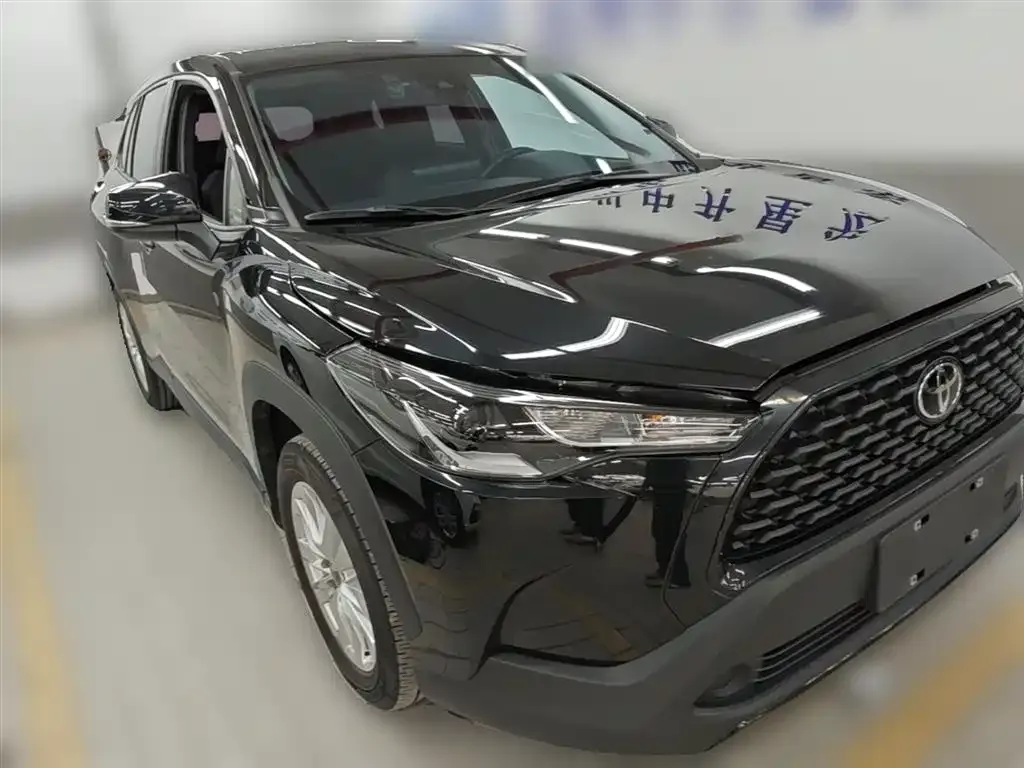 Toyota Corolla Cross 2023 из CN, фото 8