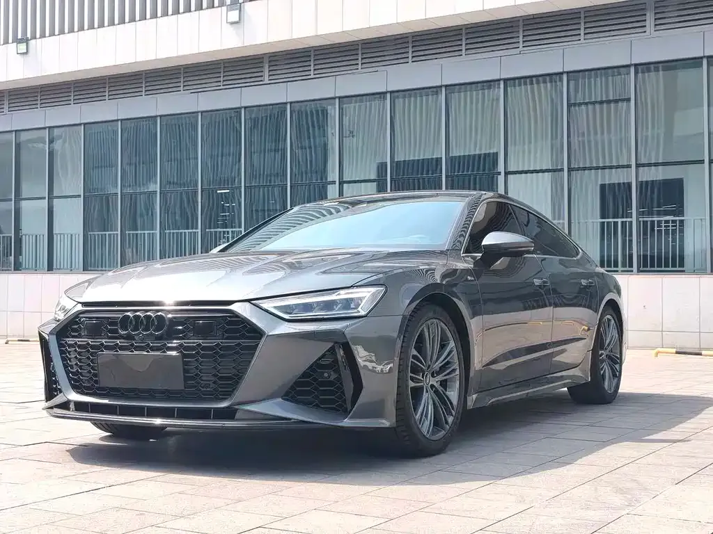 Audi A7 — фото 1
